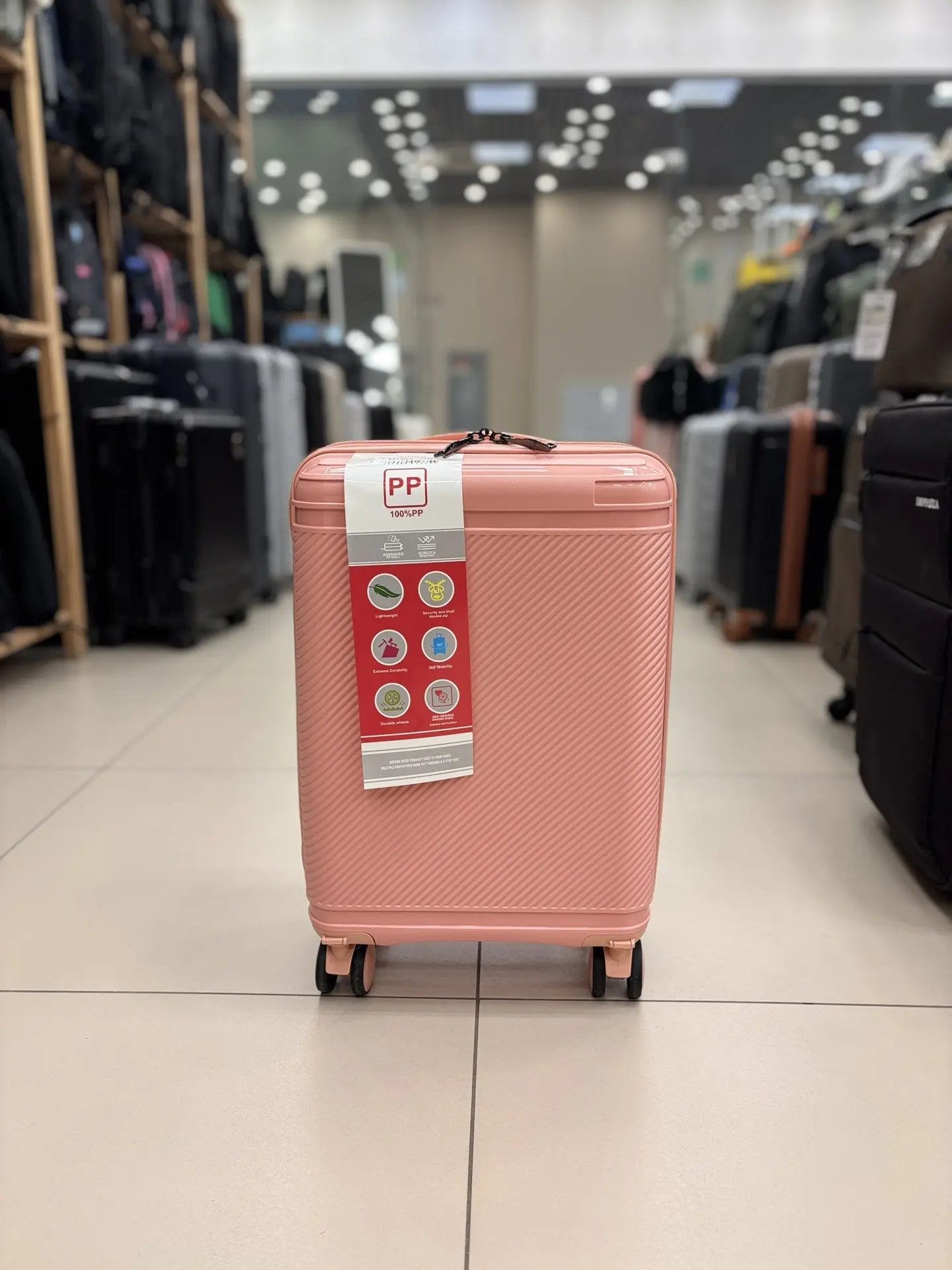 Чемодан S из полипропилена, розовый, 30 л, для ручной клади flydubai, магазин Сумки 16 в Казани
